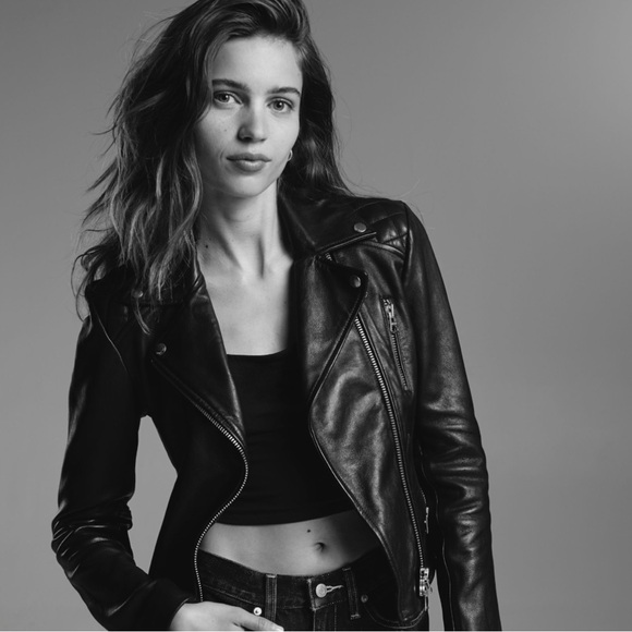 Danier Jackets & Blazers - DANIER Leather Cropped Moto Jacket